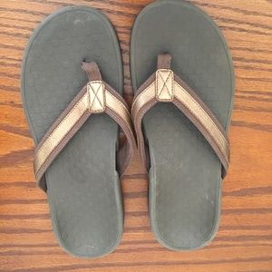 Vionic Flip Flops